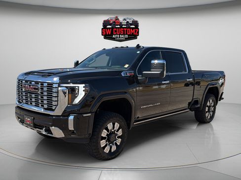Used 2025 GMC Sierra 2500 Denali w/ Denali Reserve Package AWD/4WD image 3