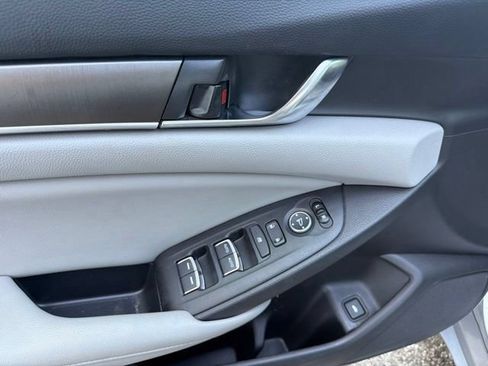 Used 2020 Honda Accord LX image 19