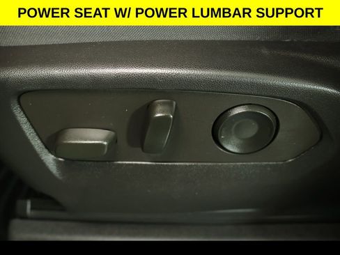 Used 2022 Chevrolet Silverado 1500 Custom Trail Boss w/ LPO, Dark Essentials Package image 3