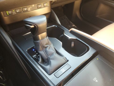 Used 2023 Lexus ES 350 w/ Premium Package image 29