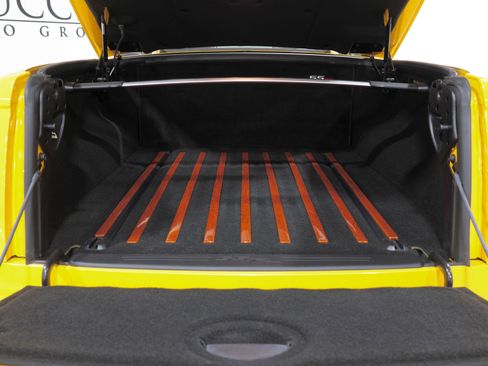 Used 2005 Chevrolet SSR w/ Preferred Equipment Group image 85