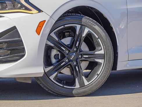 Used 2022 Kia K5 GT-Line image 2