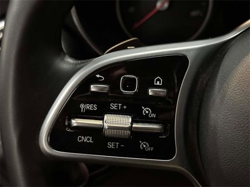 Certified 2022 Mercedes-Benz GLC 300 4MATIC image 22