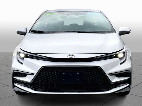 New 2026 Toyota Corolla SE image 3