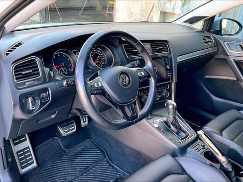 Used 2018 Volkswagen Golf Alltrack SEL image 20