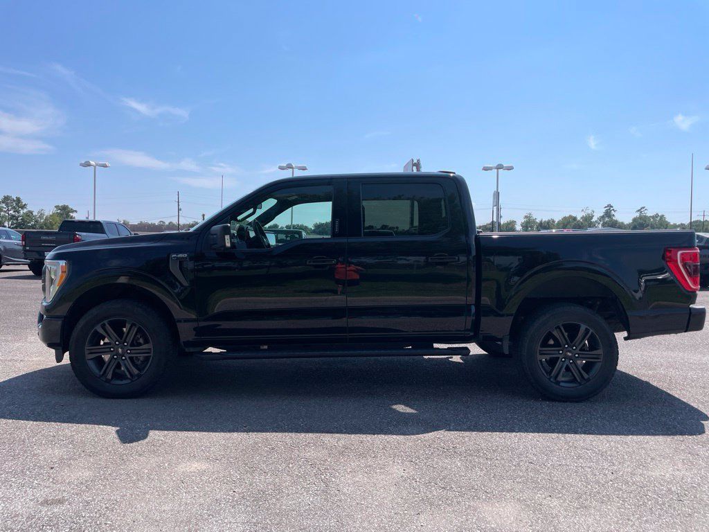 Used 2021 Ford F150 XLT w/ Equipment Group 302A High AWD/4WD image 4