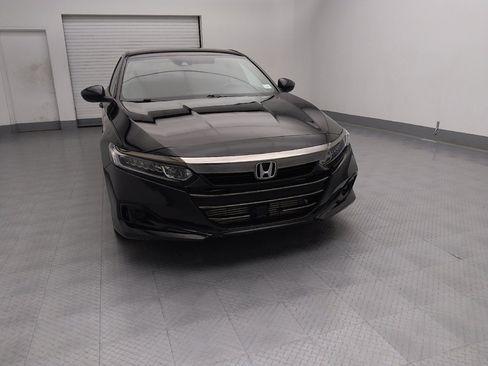 Used 2019 Honda Accord Sport image 14