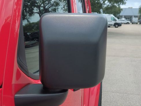Used 2025 Jeep Wrangler Unlimited Sahara AWD/4WD image 13