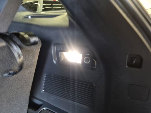 Used 2025 Ford Explorer ST-Line w/ Premium Package RWD image 19