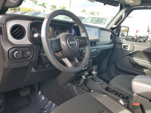 Used 2024 Jeep Wrangler Sport image 9