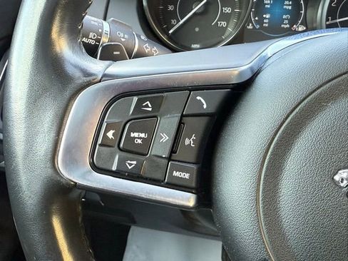 Used 2020 Jaguar E-PACE Base image 47