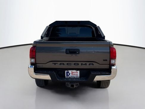 Used 2021 Toyota Tacoma SR5 RWD image 6