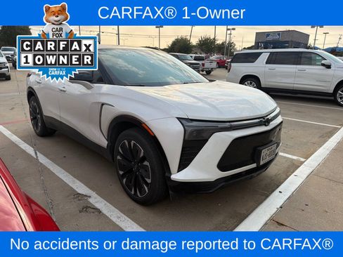 Used 2025 Chevrolet Blazer EV RS RWD image 2