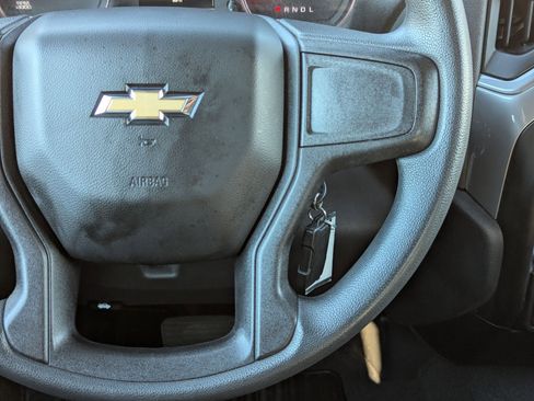 Used 2020 Chevrolet Silverado 1500 Custom w/ Custom Value Package image 23