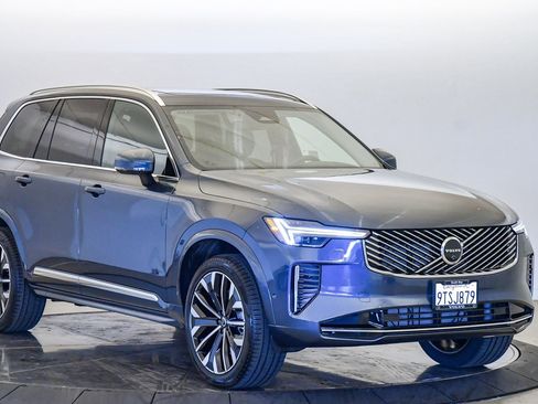 Certified 2025 Volvo XC90 B6 Plus w/ Protection Package Premier image 6