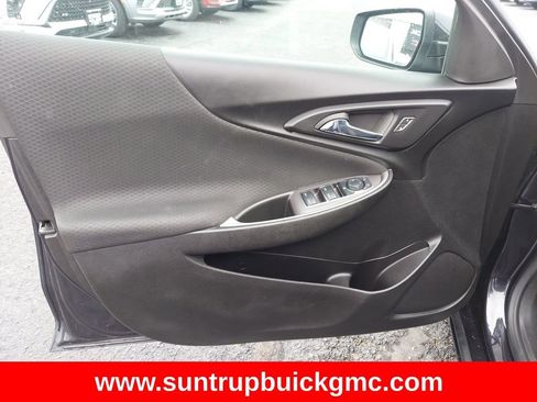 Used 2023 Chevrolet Malibu LT image 12