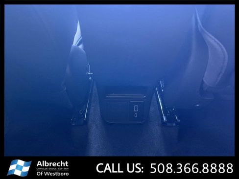 Used 2025 Buick Encore GX Sport Touring w/ Advanced Technology Package image 25