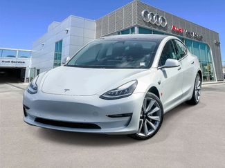 Used 2020 Tesla Model 3 Long Range video 1