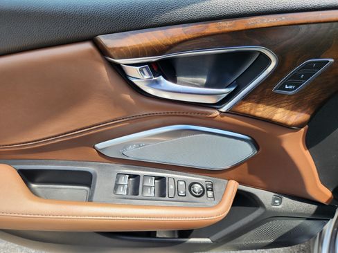 Used 2019 Acura RDX AWD w/ Advance Package image 18