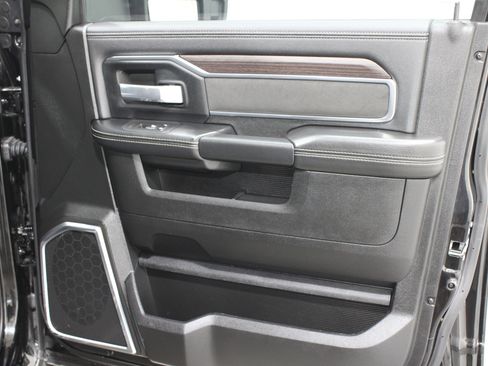 Used 2025 RAM 3500 Laramie w/ Night Edition image 35