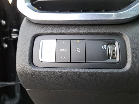 Used 2024 GMC Acadia Elevation w/ Luxury Package image 26