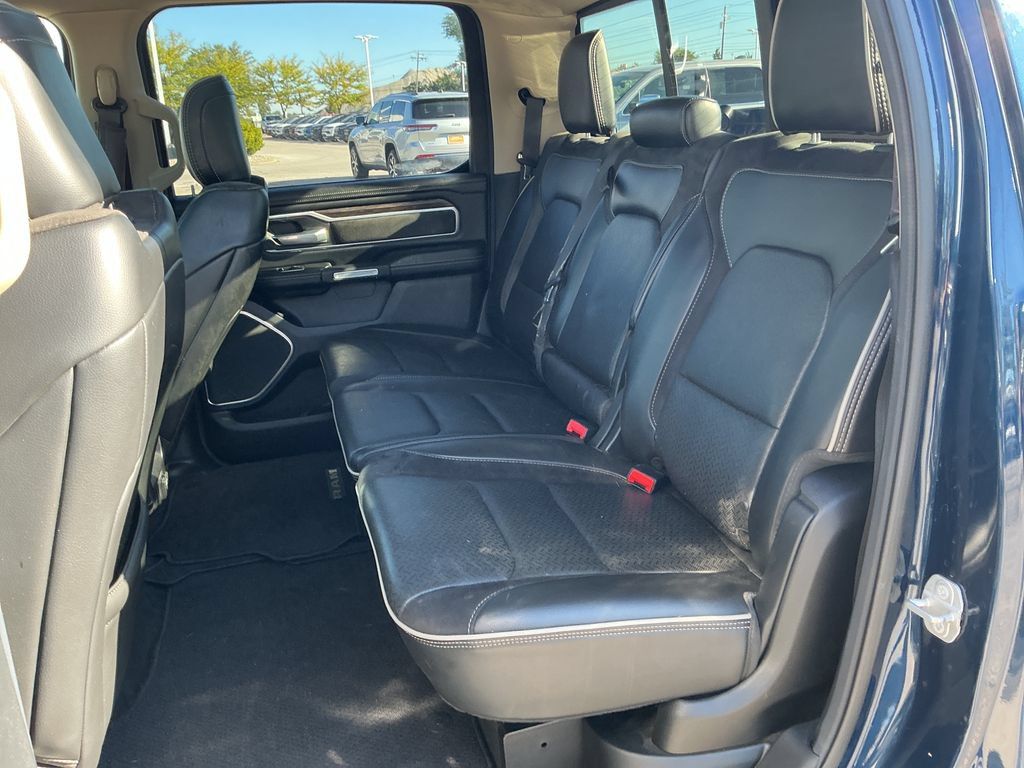 Used 2019 RAM 1500 Laramie AWD/4WD image 25