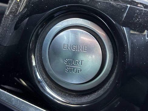 Used 2016 Mercedes-Benz Maybach S 600 image 31