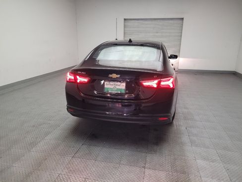 Used 2022 Chevrolet Malibu LT FWD image 7
