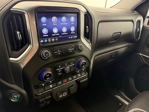 Used 2023 Chevrolet Silverado 2500 LTZ w/ Gooseneck/5TH Wheel Package AWD/4WD image 31