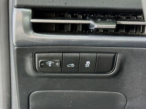 Certified 2025 Hyundai Santa Cruz SEL FWD image 20