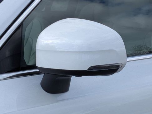 New 2026 Volvo XC90 B6 Ultra w/ Protection Package AWD/4WD image 18