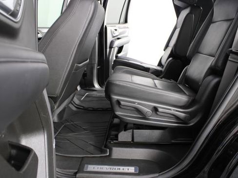 Used 2021 Chevrolet Tahoe LT w/ LT Signature Package image 20