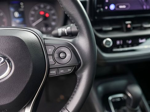 Used 2023 Toyota Corolla SE image 13