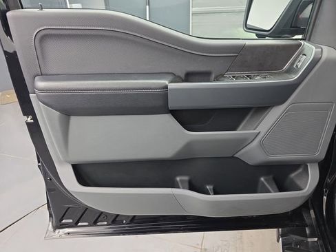 Used 2024 Ford F150 XLT w/ Mobile Office Package image 25