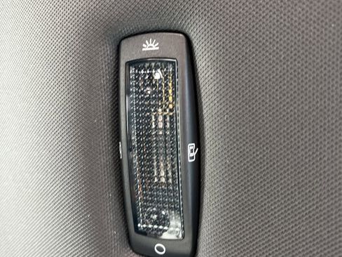 Used 2024 Volkswagen Jetta Sport image 15