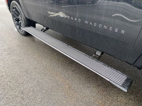 New 2026 Jeep Grand Wagoneer Limited AWD/4WD image 10