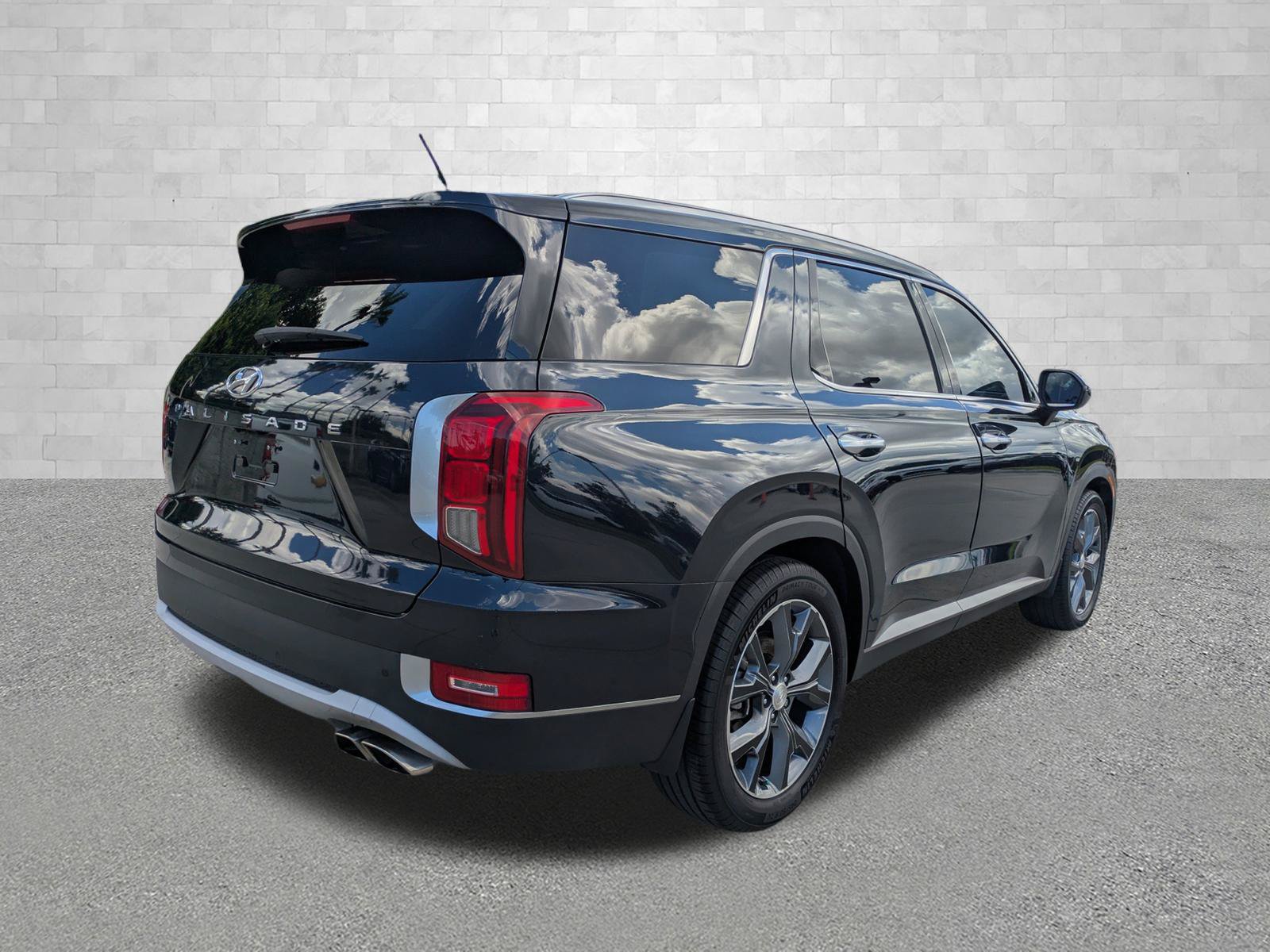 Used 2020 Hyundai Palisade SEL w/ Convenience Package FWD image 2