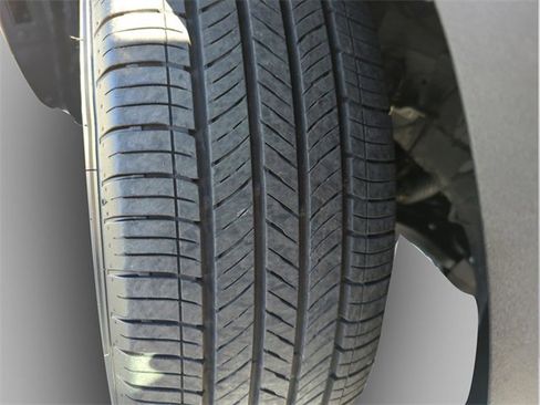 Used 2024 Hyundai Tucson SE image 47