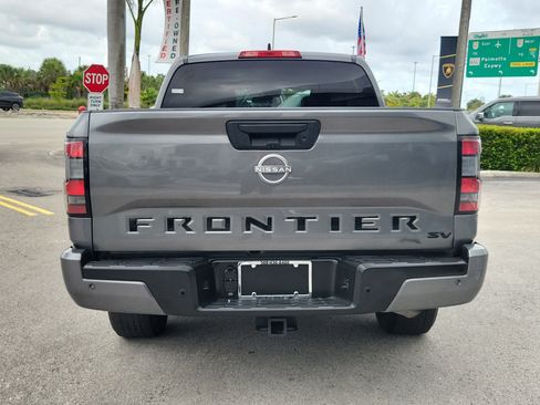 Used 2023 Nissan Frontier SV w/ Midnight Edition Package RWD image 6