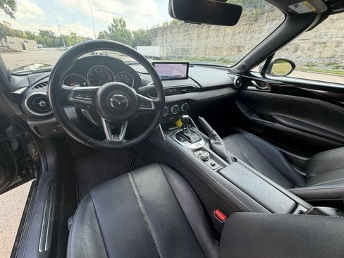 Used 2024 MAZDA MX-5 Miata Grand Touring RWD image 20