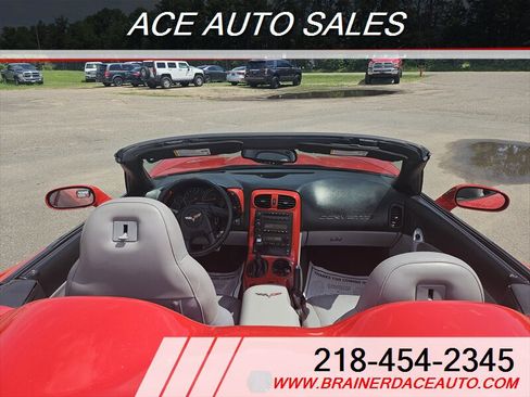 Used 2005 Chevrolet Corvette Convertible w/ Preferred Equipment Group image 8