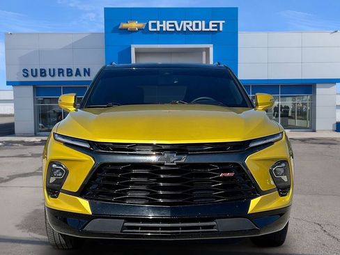 Used 2023 Chevrolet Blazer RS FWD image 3