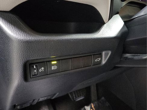 Certified 2020 Toyota RAV4 XLE Premium image 13