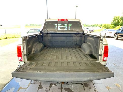Used 2018 RAM 1500 Laramie w/ Convenience Group AWD/4WD image 12