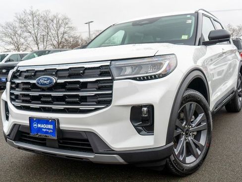 New 2026 Ford Explorer Active w/ Active Comfort Package AWD/4WD image 1