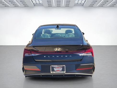 New 2026 Hyundai Elantra SEL Sport Premium FWD image 5