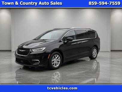 Used 2021 Chrysler Pacifica Touring-L