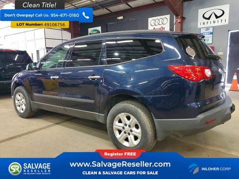 Used 2012 Chevrolet Traverse LS image 3