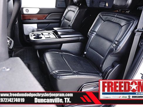 Used 2020 Lincoln Navigator L Reserve w/ Equipment Group 208A Reserve image 14