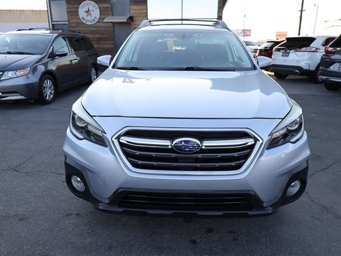 Used 2019 Subaru Outback 2.5i Limited w/ Popular Package #2 AWD/4WD image 3